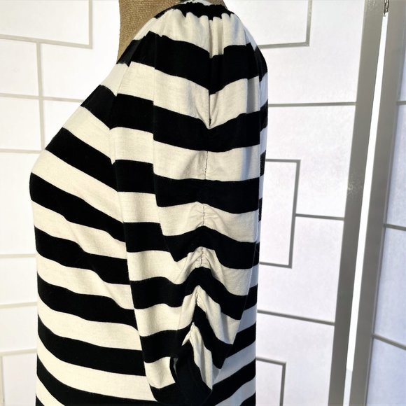 Carmen Marc Valvo  Stripe Peephole Top - Picture 3 of 9